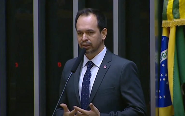 Dr. Paulo Brando testifies before Brazilian Congress.