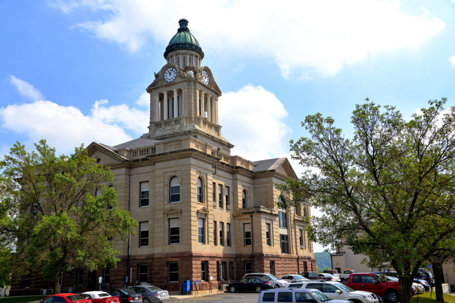 Winneshiek County Courthouse in Decorah, Iowa,photo by Keith Ewing on Flickr