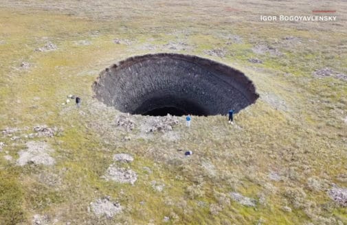 crater video by Igor Bogoyavlensky