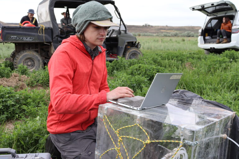 jonas noomah takes a carbon flux measurement